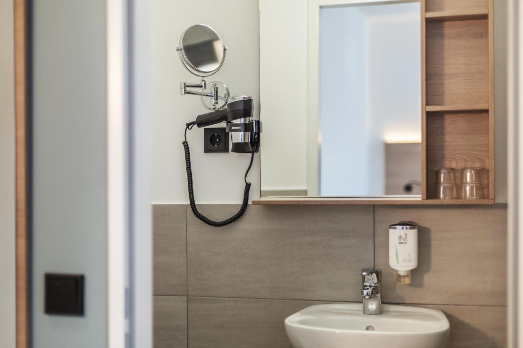 Garner Hotel Hamburg Nord By Ihg Bagian luar foto
